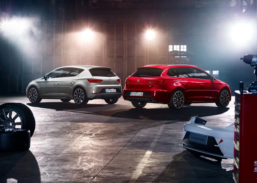  Seat Leon ST Cupra 300 2017 года  (WW) (фото 43 из 49)